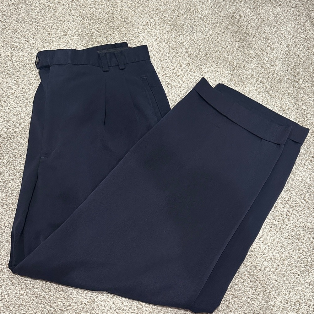 EUC Cutter & Buck Men's Navy Pants Size 36